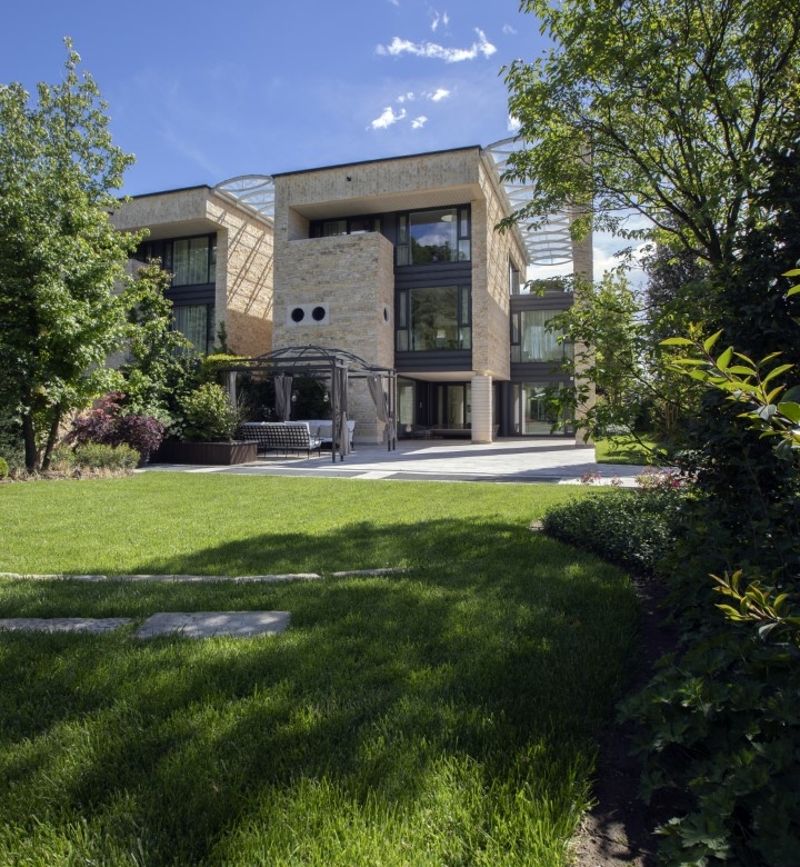 prestigiosa-villa-indipendente Merate