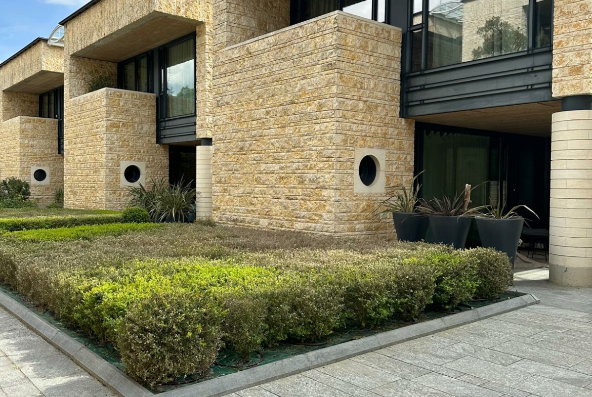 prestigiosa-villa-indipendente Merate