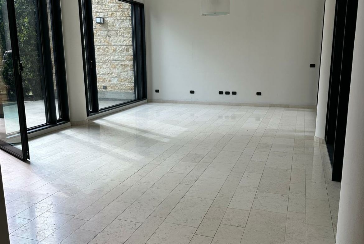 prestigiosa-villa-indipendente Merate