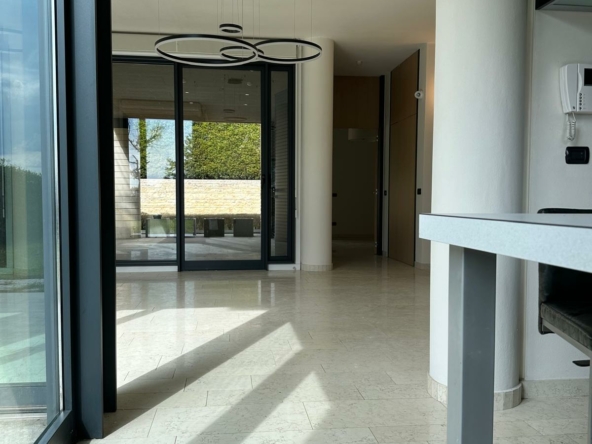 prestigiosa-villa-indipendente Merate