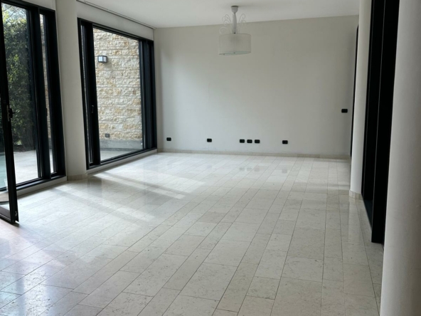 prestigiosa-villa-indipendente Merate