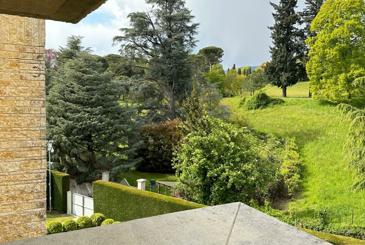 prestigiosa-villa-indipendente Merate