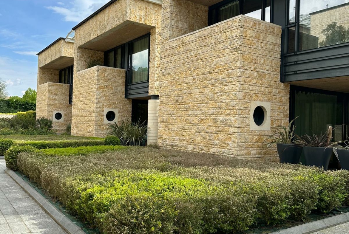 prestigiosa-villa-indipendente Merate