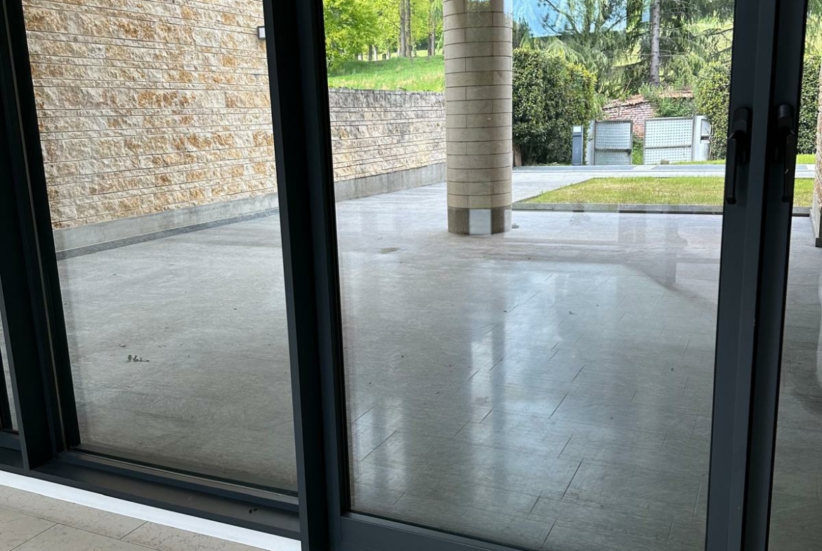 prestigiosa-villa-indipendente Merate