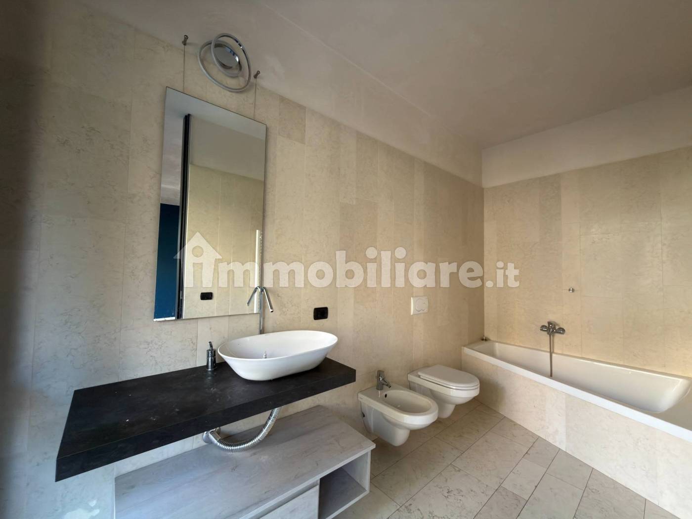 xxl (1) Prestigiosa Villa indipendente Merate