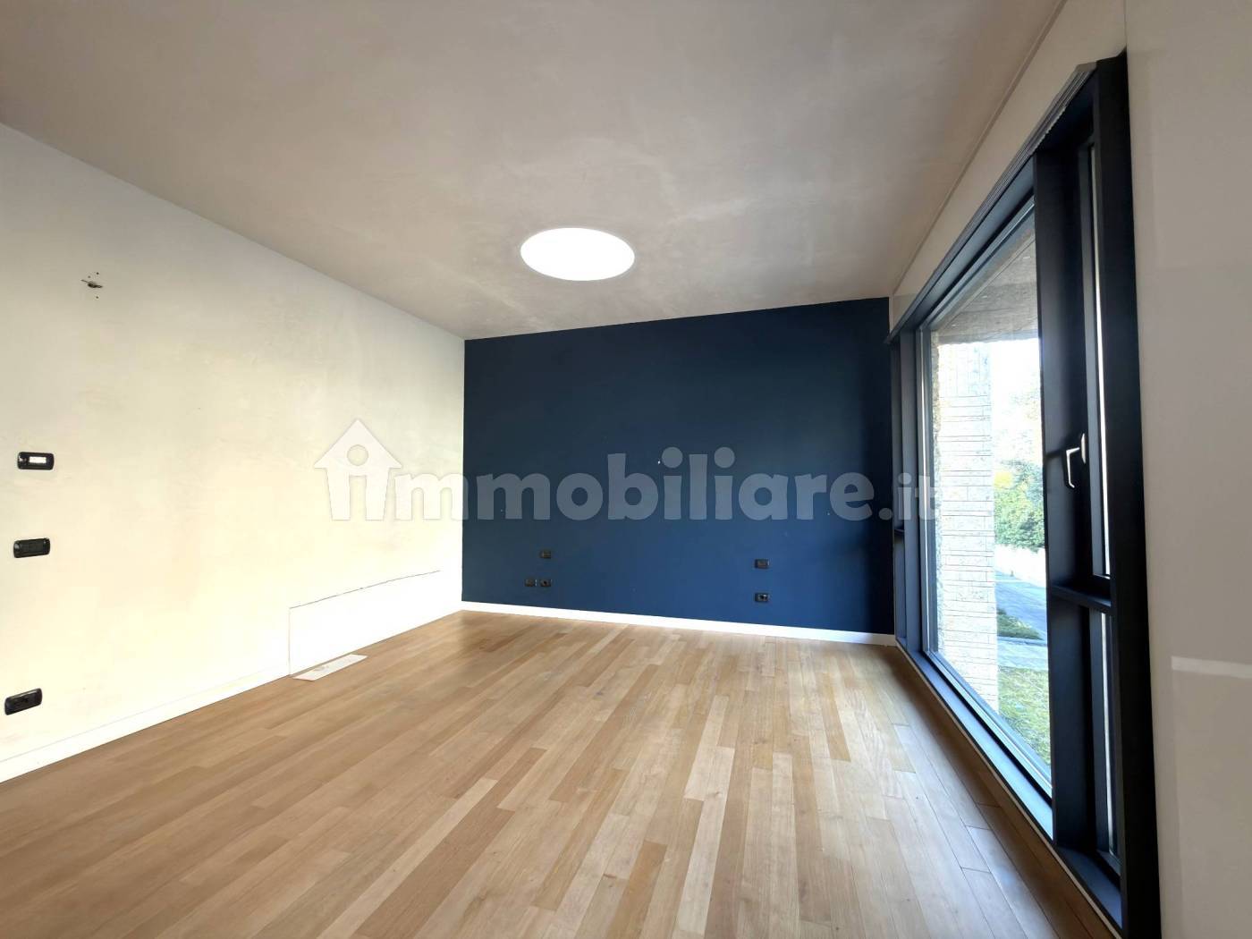 xxl (10) Prestigiosa Villa indipendente Merate