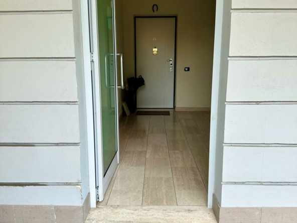 quadrilocale con giardino Biassono