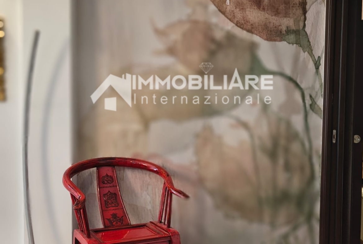 Bilocale arredato lusso Monza
