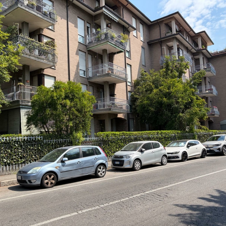 Ottimo appartamento Monza ad. Centro