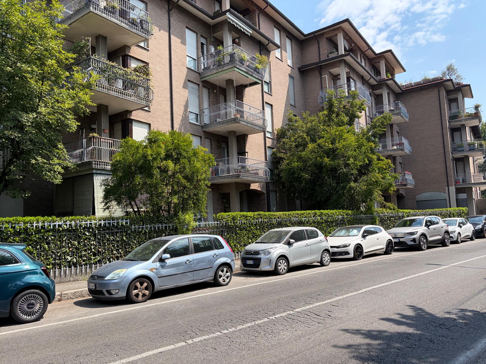 44 Ottimo appartamento Monza ad. Centro