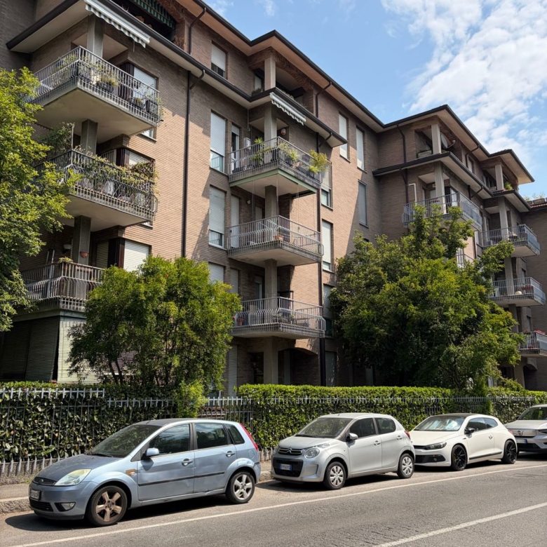 Ottimo appartamento Monza ad. Centro