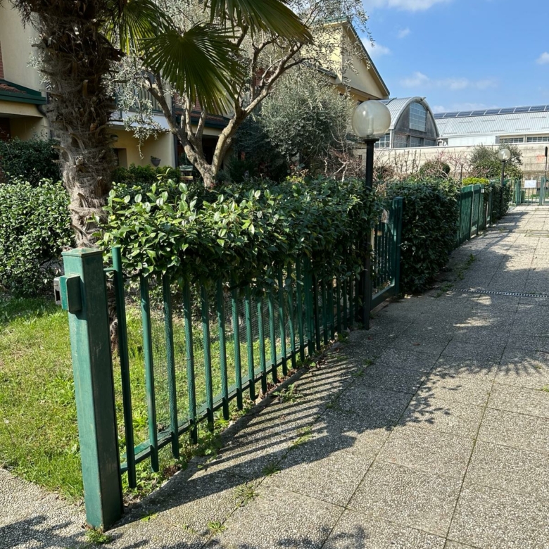 Villetta a Schiera Esclusiva a Carate Brianza