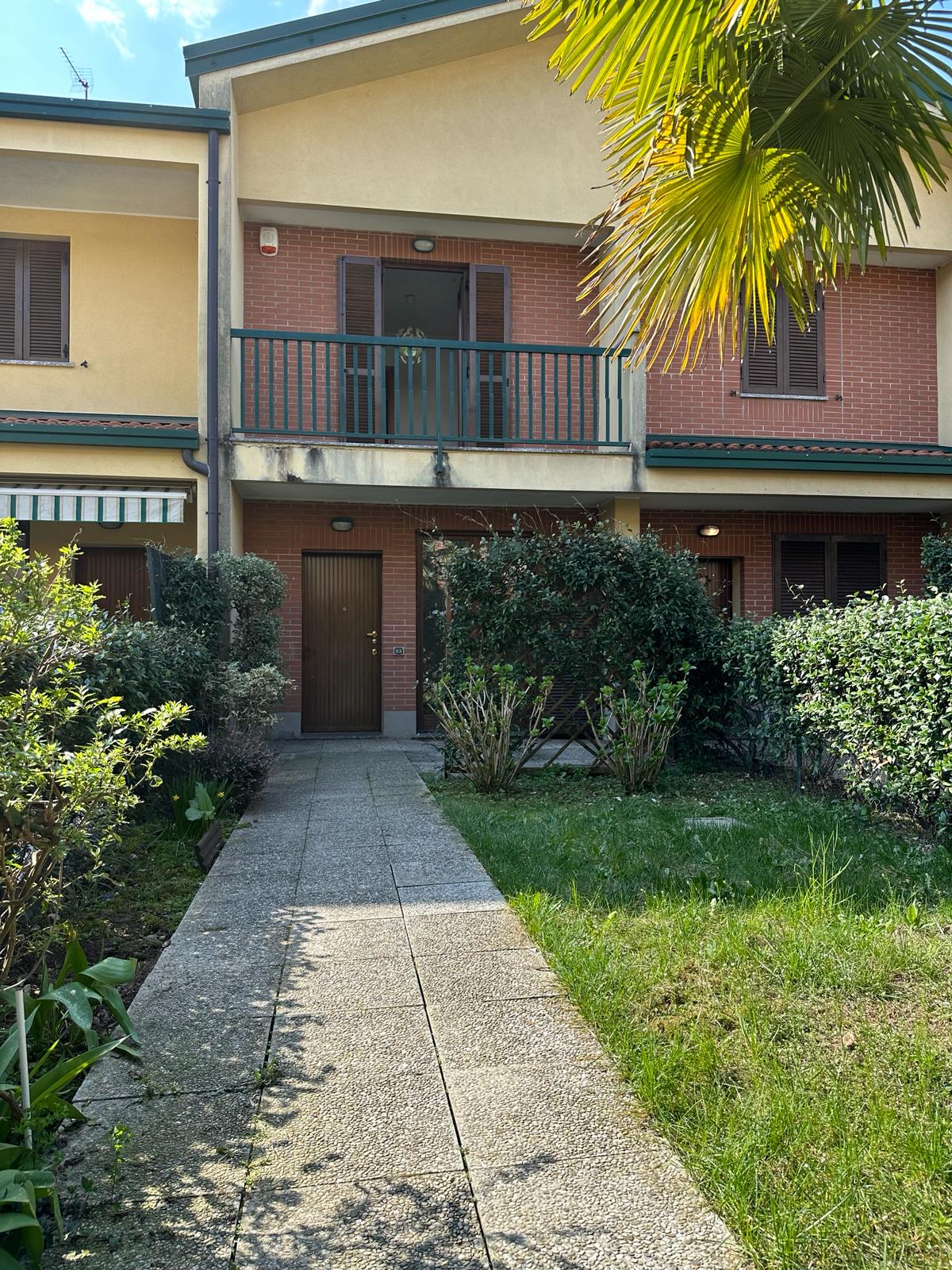 4 Villetta a Schiera Esclusiva a Carate Brianza